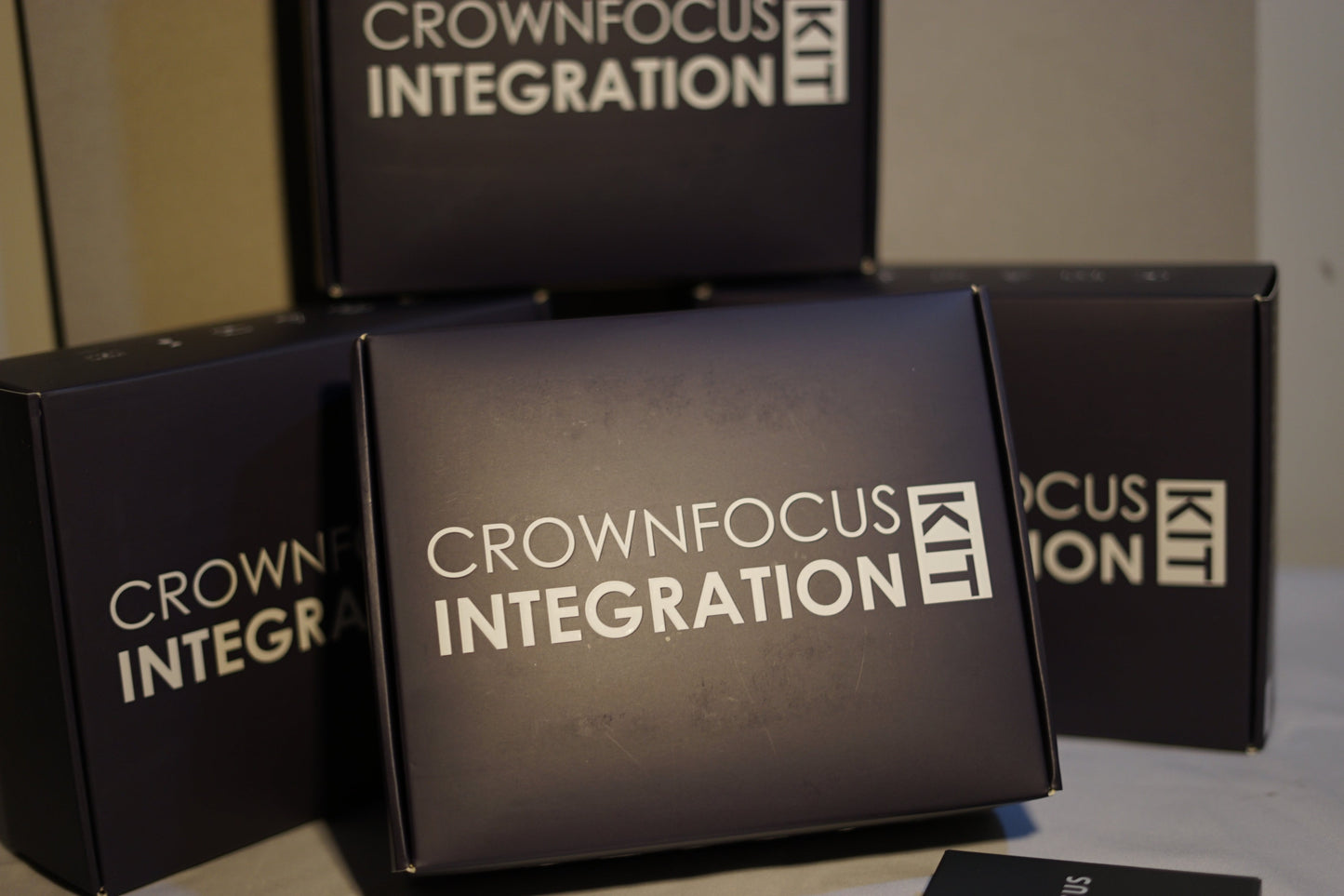 2003 - 2008 Lexus LX470 OEM Head Unit Wireless Apple CarPlay & Android Auto Integration Kits - CrownFocus