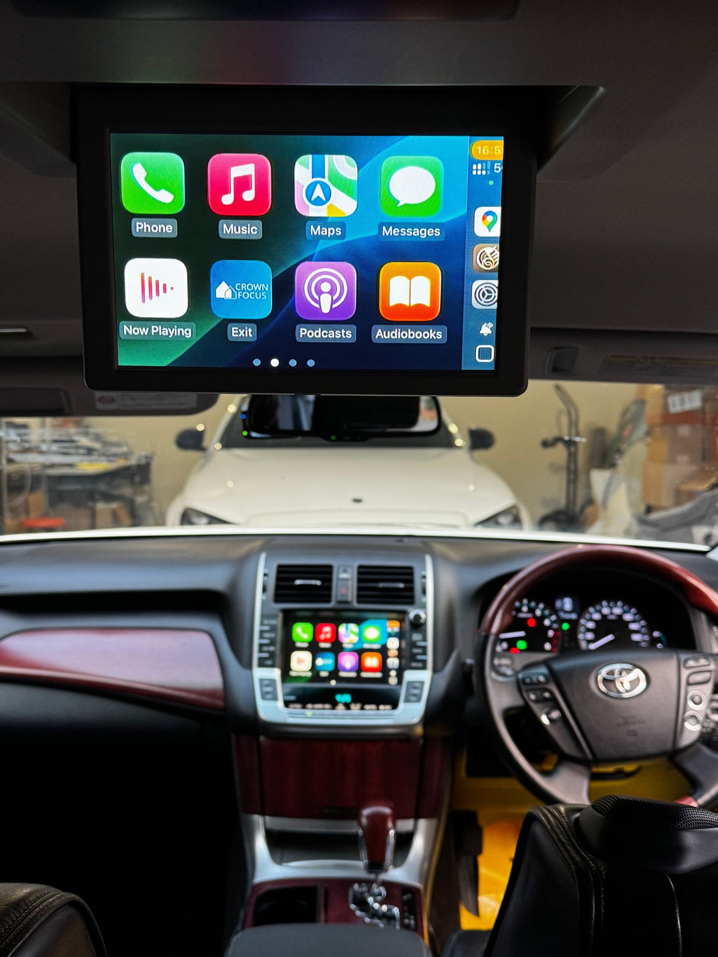 CrownFocus 2008 - 2012 Crown Majesta URS206 Wireless Apple CarPlay & Android Auto Integration Kits - CrownFocus