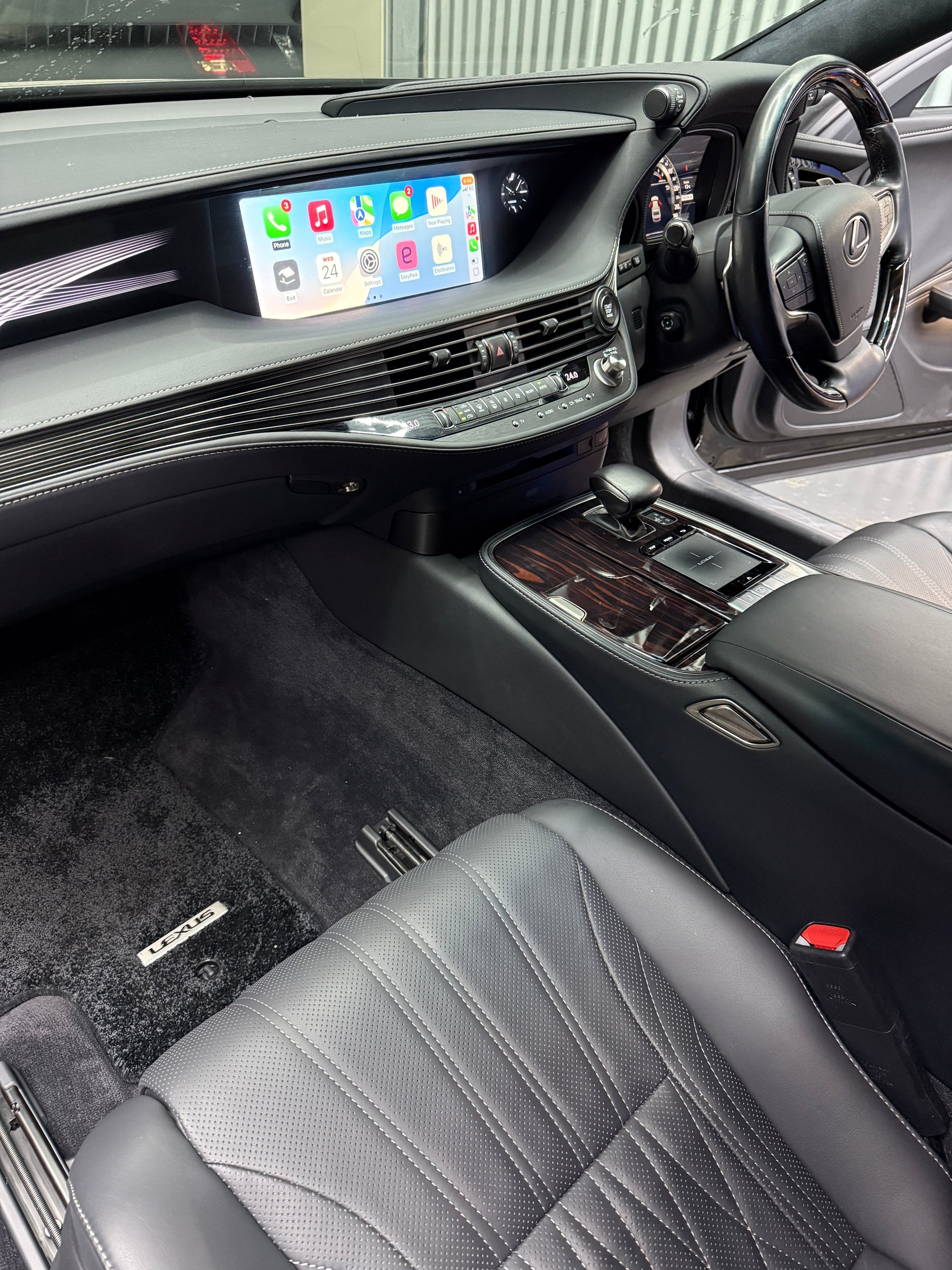 CrownFocus 2013 Onward Lexus LS LS460 LS500h LS600 OEM Head Units Wireless Apple CarPlay & Android Auto Integration Kits - CrownFocus