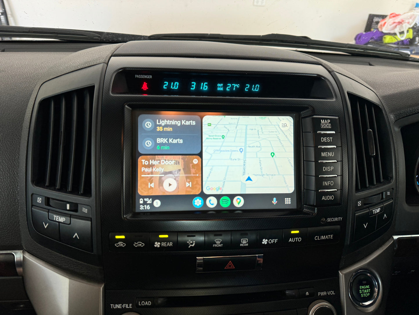 2006-2014 Toyota Landcruiser LC200 Wireless Apple Carplay & Android Auto Integration Kits - CrownFocus