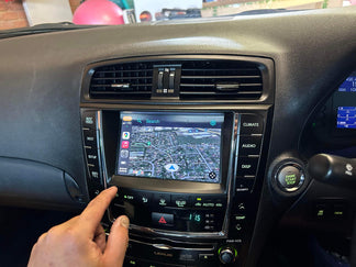 Wireless Apple CarPlay & Android Auto Integration Kits for Toyota