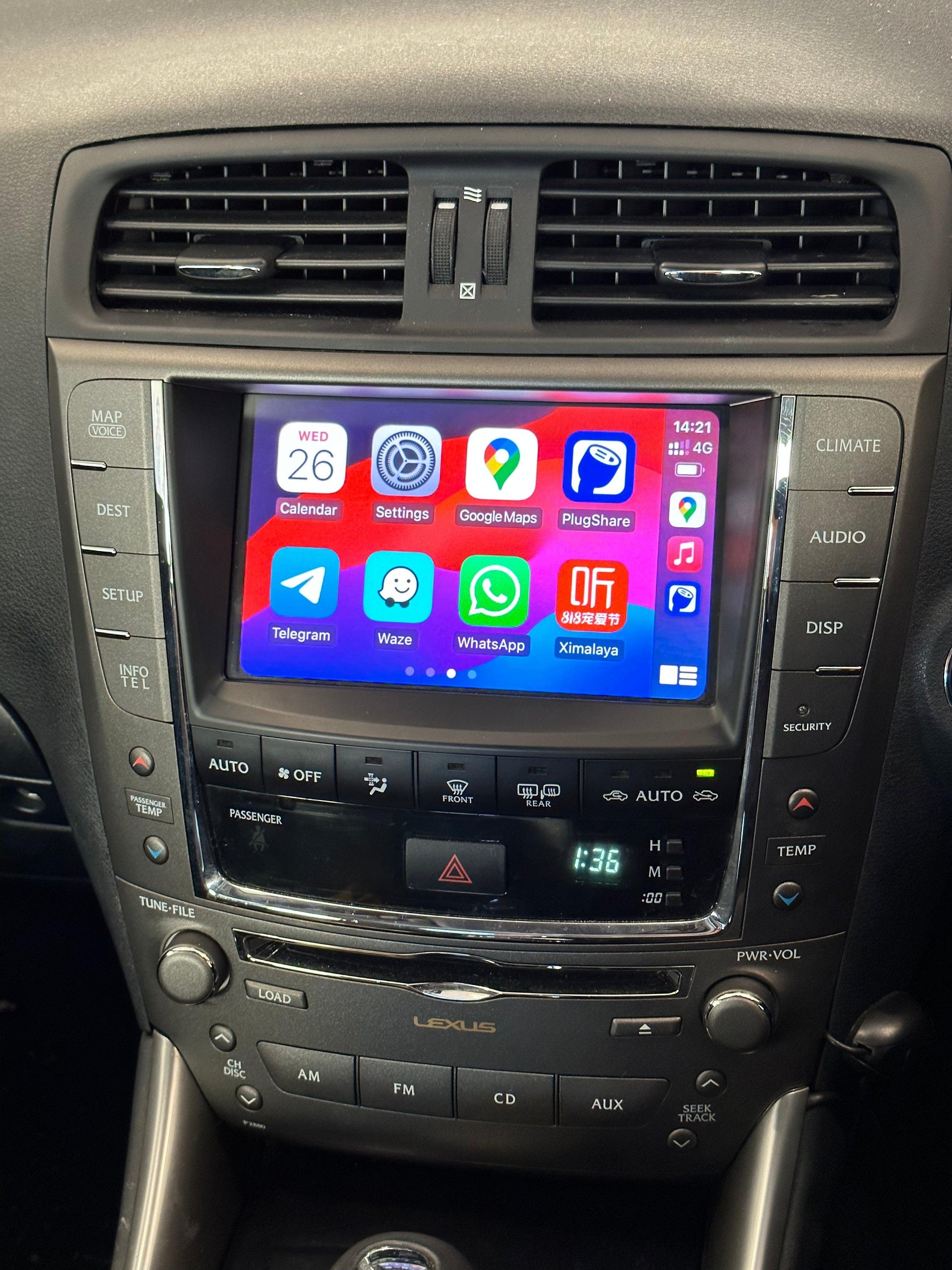 Wireless Apple CarPlay & Android Auto